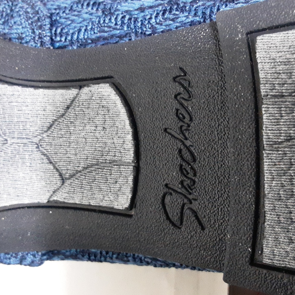 Skechers Blue Scalloped Edge Stretch Woven Flats - Picture 7 of 10